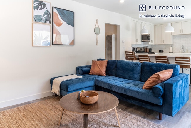 312 Calle Miramar in Redondo Beach, CA - Building Photo - Building Photo