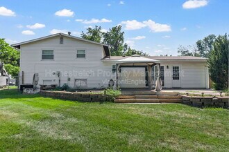 3 Country Hill Rd in St. Peters, MO - Building Photo - Building Photo