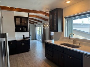 292 Gresham St in Ashland, OR - Building Photo - Building Photo