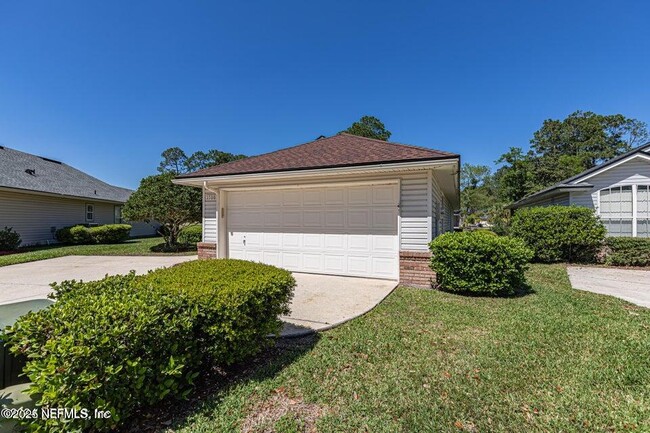 1500 Linkside Dr in Orange Park, FL - Building Photo - Building Photo
