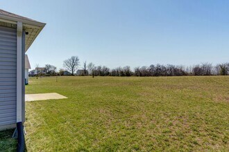 613 N Cheyenne Vly Rd in Nixa, MO - Building Photo - Building Photo