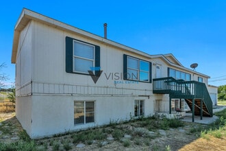1040 W State St in Lehi, UT - Building Photo - Building Photo