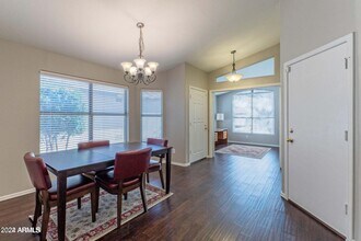 4706 E Abraham Ln in Phoenix, AZ - Building Photo - Building Photo