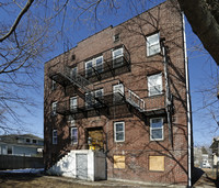 Elmhurst Apartments in Trenton, NJ - Foto de edificio - Building Photo