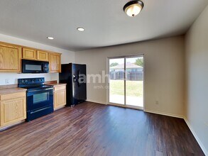 9421 Pastime Ct in Fort Worth, TX - Foto de edificio - Building Photo