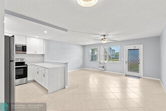 273 North Dr in Deerfield Beach, FL - Building Photo - Building Photo