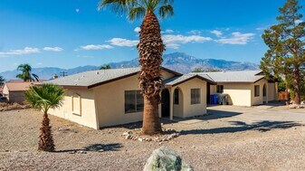 67285 Pierson Blvd in Desert Hot Springs, CA - Building Photo