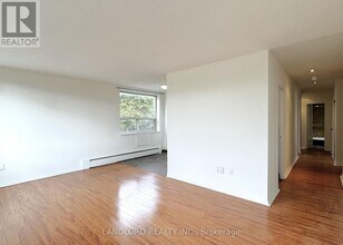 140 Springhurst Ave in Toronto, ON - Building Photo - Building Photo