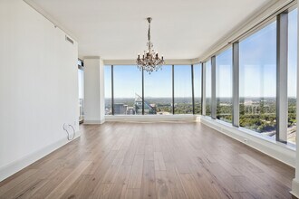 3344 Peachtree Rd in Atlanta, GA - Building Photo - Building Photo