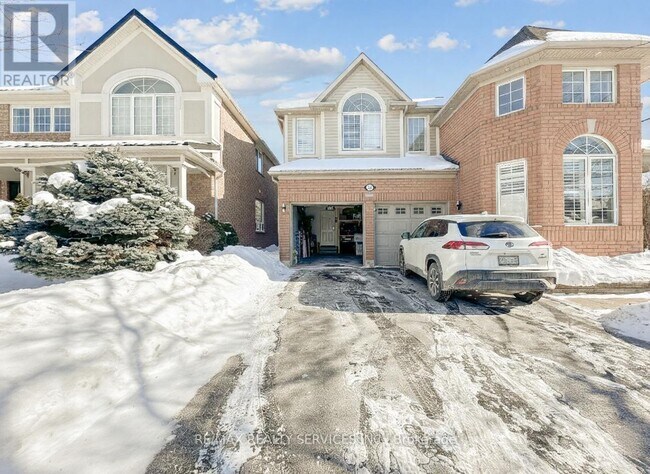 1584 Stevenson St in Milton, ON - Building Photo - Building Photo