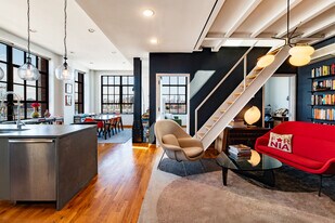37 Bridge St in Brooklyn, NY - Building Photo