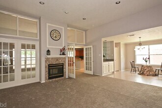 2406 Old Dixie Dr in Richmond, TX - Building Photo - Building Photo