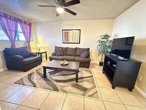 1014 N Gilmer St-Unit -Apt. 35 (M) in Killeen, TX - Building Photo - Building Photo