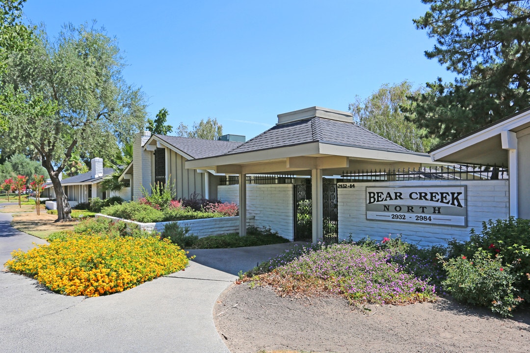 Bear Creek North in Merced, CA - Building Photo