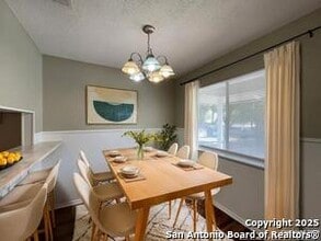 311 E San Antonio Ave in Boerne, TX - Building Photo - Building Photo