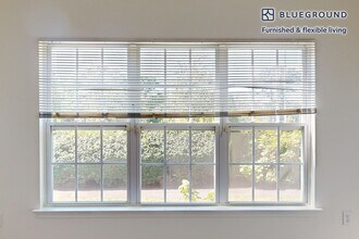 80 N Central Ave, Unit FL1-ID1865A in Hempstead, NY - Foto de edificio - Building Photo