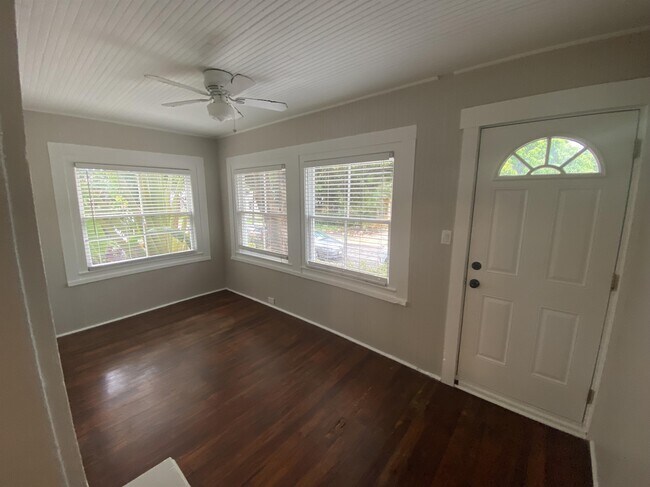534 11th Ave N in St. Petersburg, FL - Building Photo - Building Photo