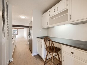 6 Heathrow Manor Ct in Perry Hall, MD - Building Photo - Building Photo