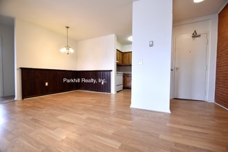 410 W Pennsylvania Ave in Pen Argyl, PA - Building Photo - Building Photo