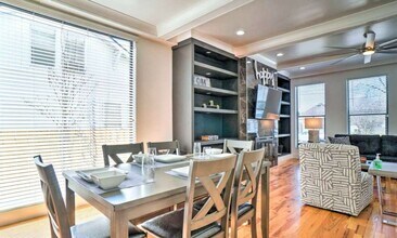 1732 22nd Ave N in Nashville, TN - Foto de edificio - Building Photo