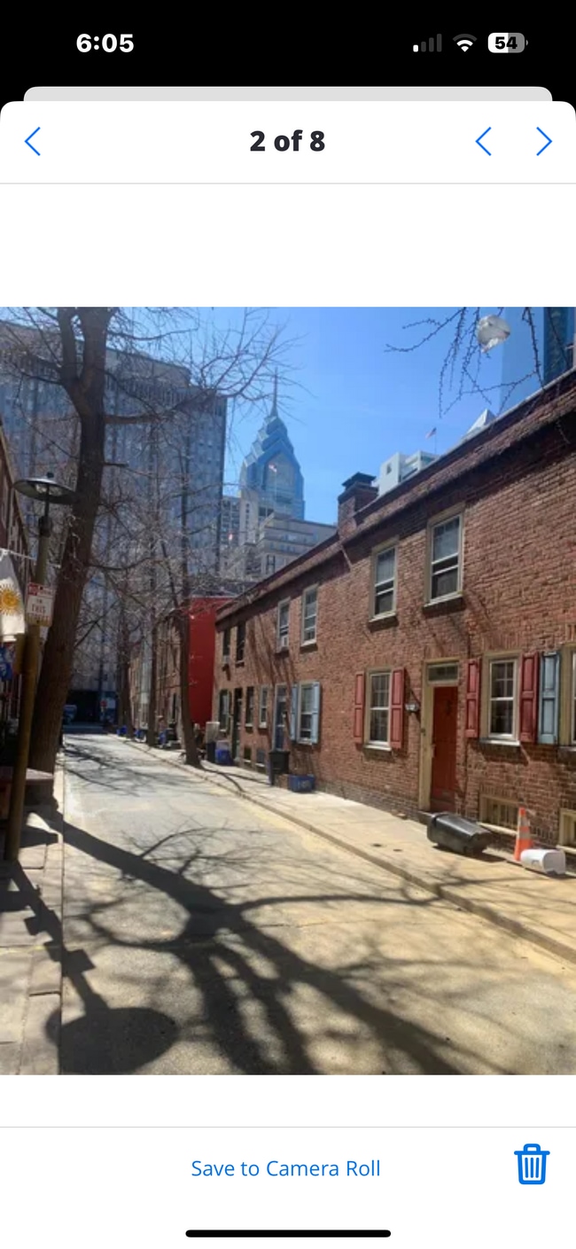 131 N Mole St, Unit 2f in Philadelphia, PA - Foto de edificio - Building Photo