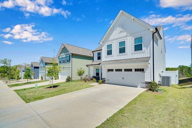 1224 Maxwell Ct in Dallas, NC - Building Photo - Building Photo