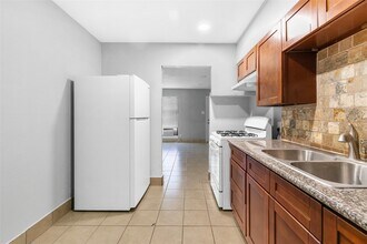 4401 Denmark St in Houston, TX - Building Photo - Building Photo