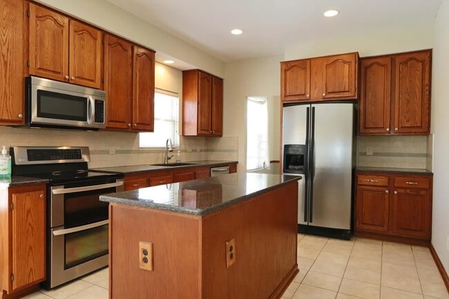 property at 824 Claycross Ct