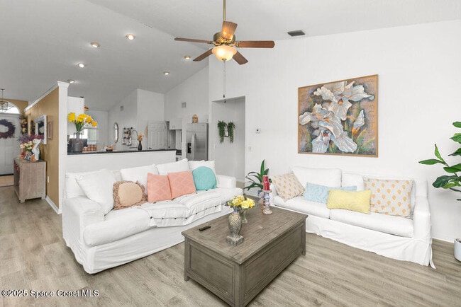 4243 Pondapple Dr in Titusville, FL - Building Photo - Building Photo