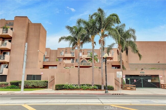 property at 450 E 4th St