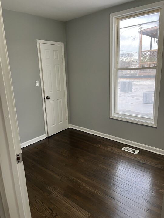 3242 W Division St, Unit 2 in Chicago, IL - Building Photo