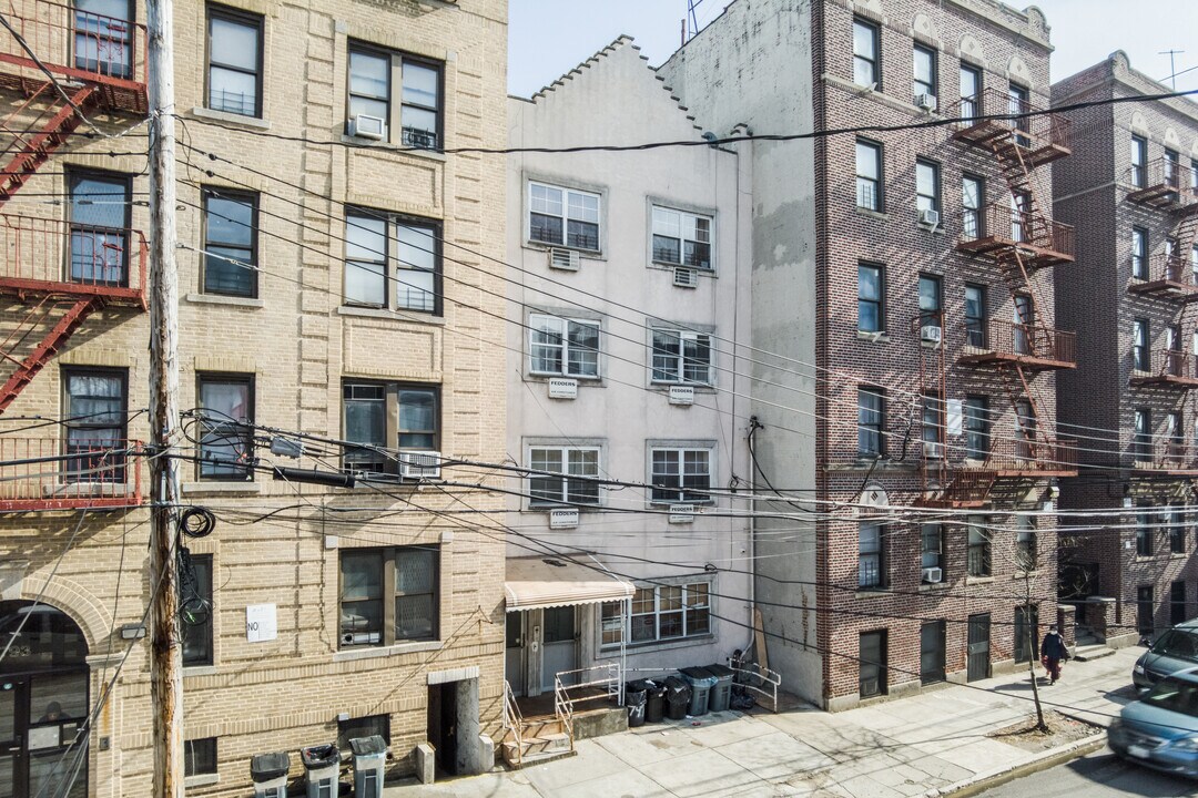 797 Fairmount Pl in Bronx, NY - Building Photo