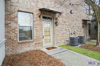 888 S Kenilworth Pkwy in Baton Rouge, LA - Building Photo - Building Photo
