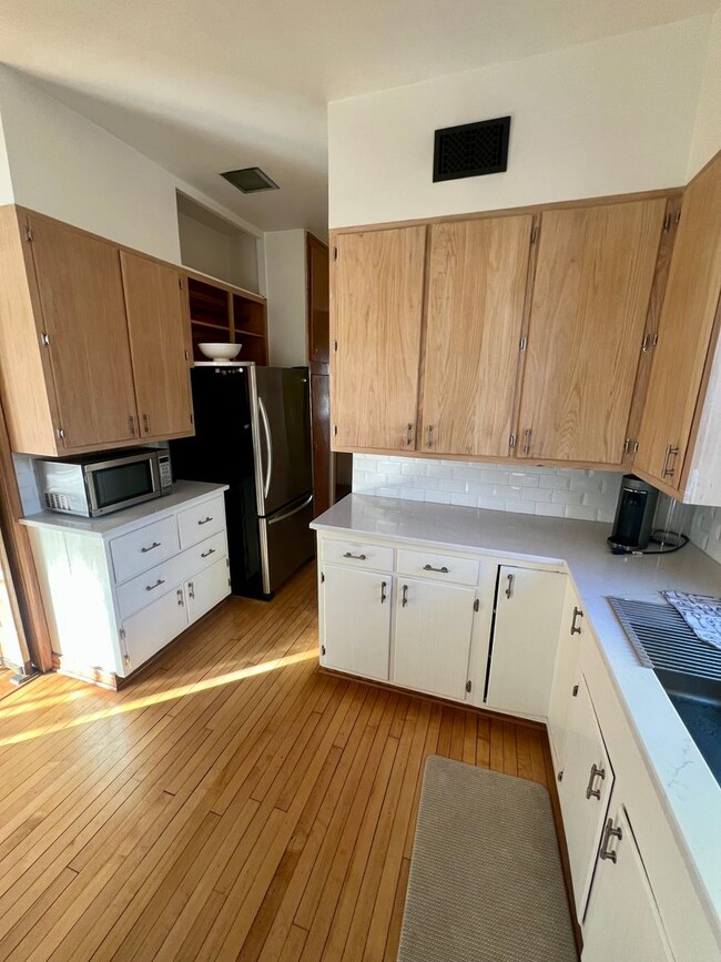 property at 123 W 35th St