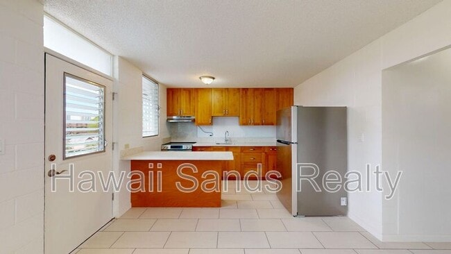 property at 39 Hi?aloa St