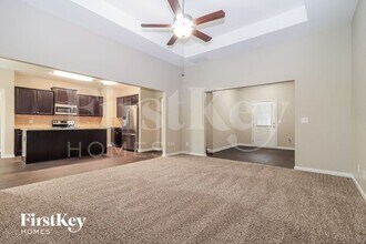 825 Stable View Loop in Dallas, GA - Building Photo - Building Photo