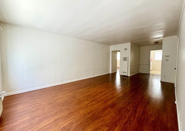 property at 515 Serrano Ave