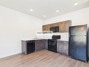 897 N Cottonwood Rd in Bozeman, MT - Building Photo - Building Photo