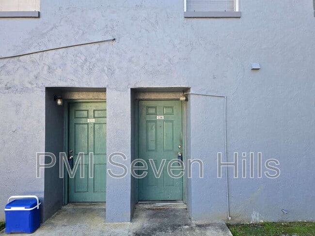 2325 W Pensacola St in Tallahassee, FL - Building Photo - Building Photo