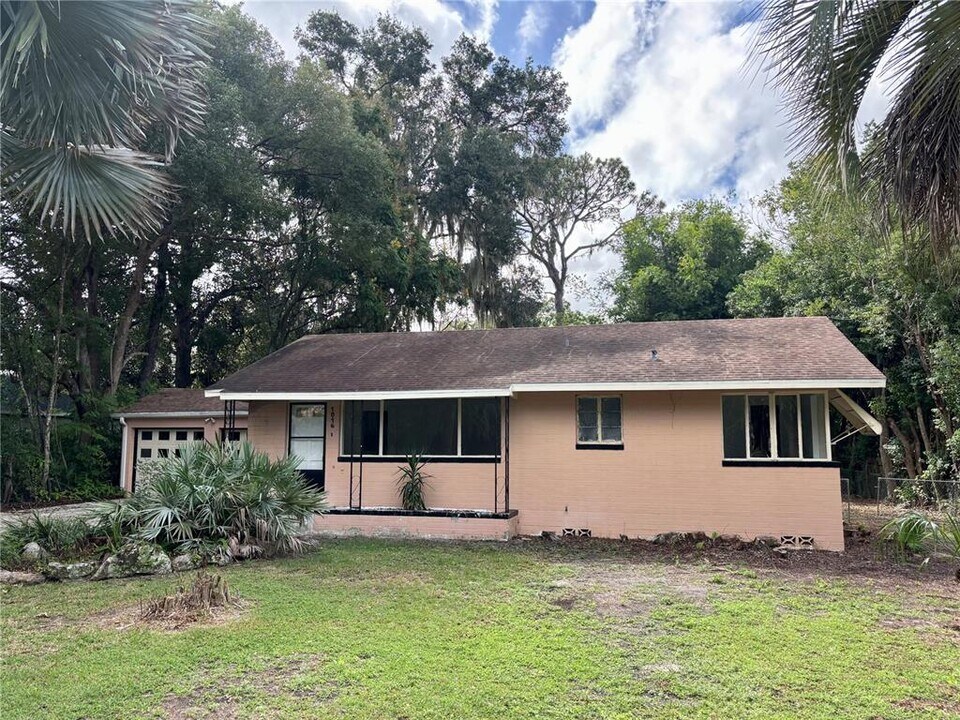 1016 NE 6th St in Ocala, FL - Building Photo