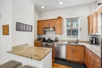 143 High St in Boston, MA - Building Photo - Building Photo