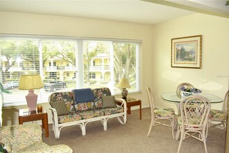 2417 Persian Dr in Clearwater, FL - Building Photo - Building Photo