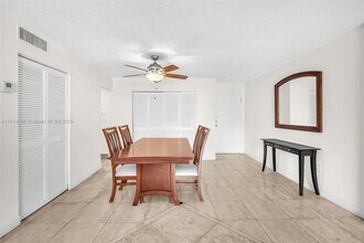 17800 Atlantic Blvd in Sunny Isles Beach, FL - Building Photo - Building Photo