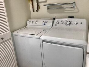 2635 Peter St, Unit B' in Honolulu, HI - Building Photo - Building Photo