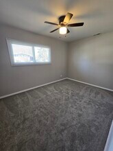 63 W Manchester Dr in Wheeling, IL - Building Photo - Building Photo
