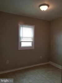 2502 N Bouvier St photo'