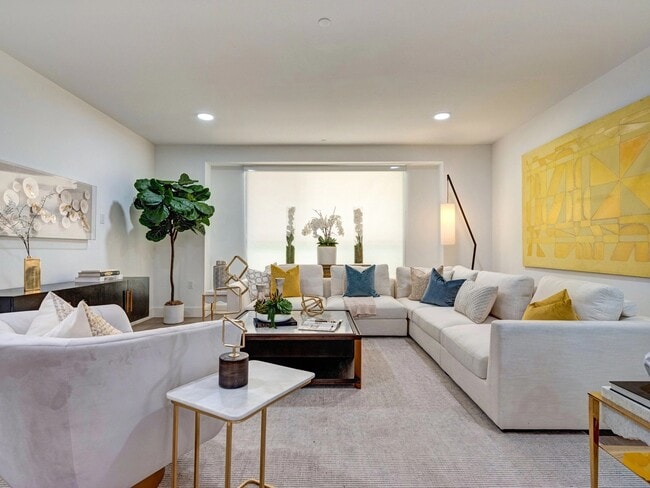 1330 Federal Ave in Los Angeles, CA - Building Photo - Building Photo