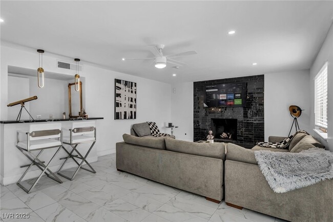 5255 Barbara Way in Las Vegas, NV - Building Photo - Building Photo