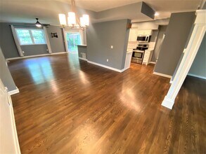 2020 Edgemont Rd in Upper Arlington, OH - Building Photo - Building Photo