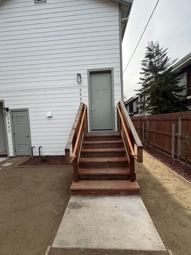 2420 Kayak Alley in Sacramento, CA - Building Photo - Building Photo